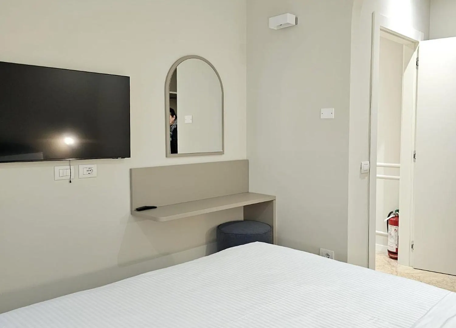 ****  Andreola Central Hotel Milan Italy