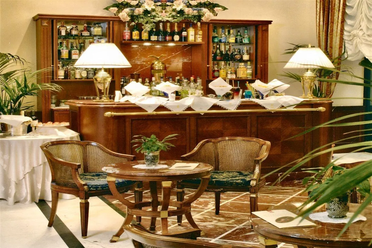 Andreola Central Hotel Milan