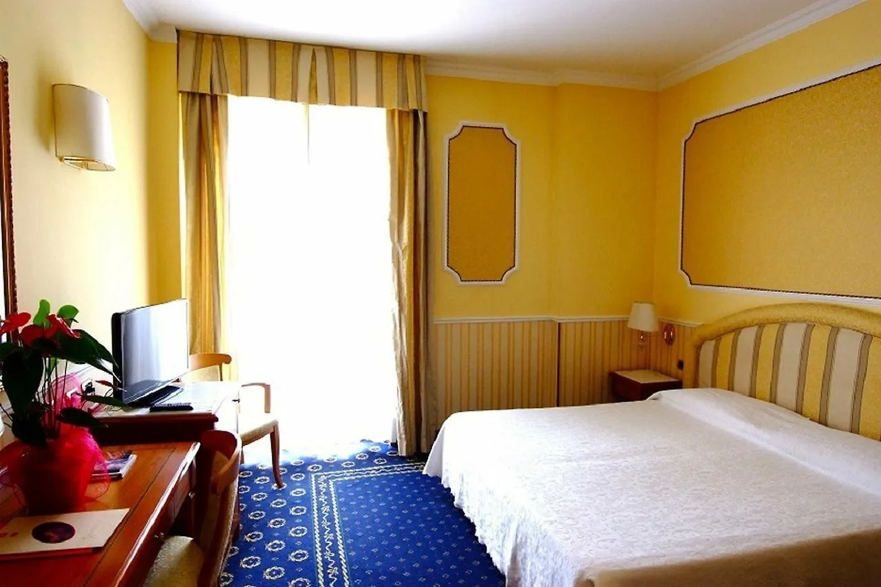 Andreola Central Hotel Milan