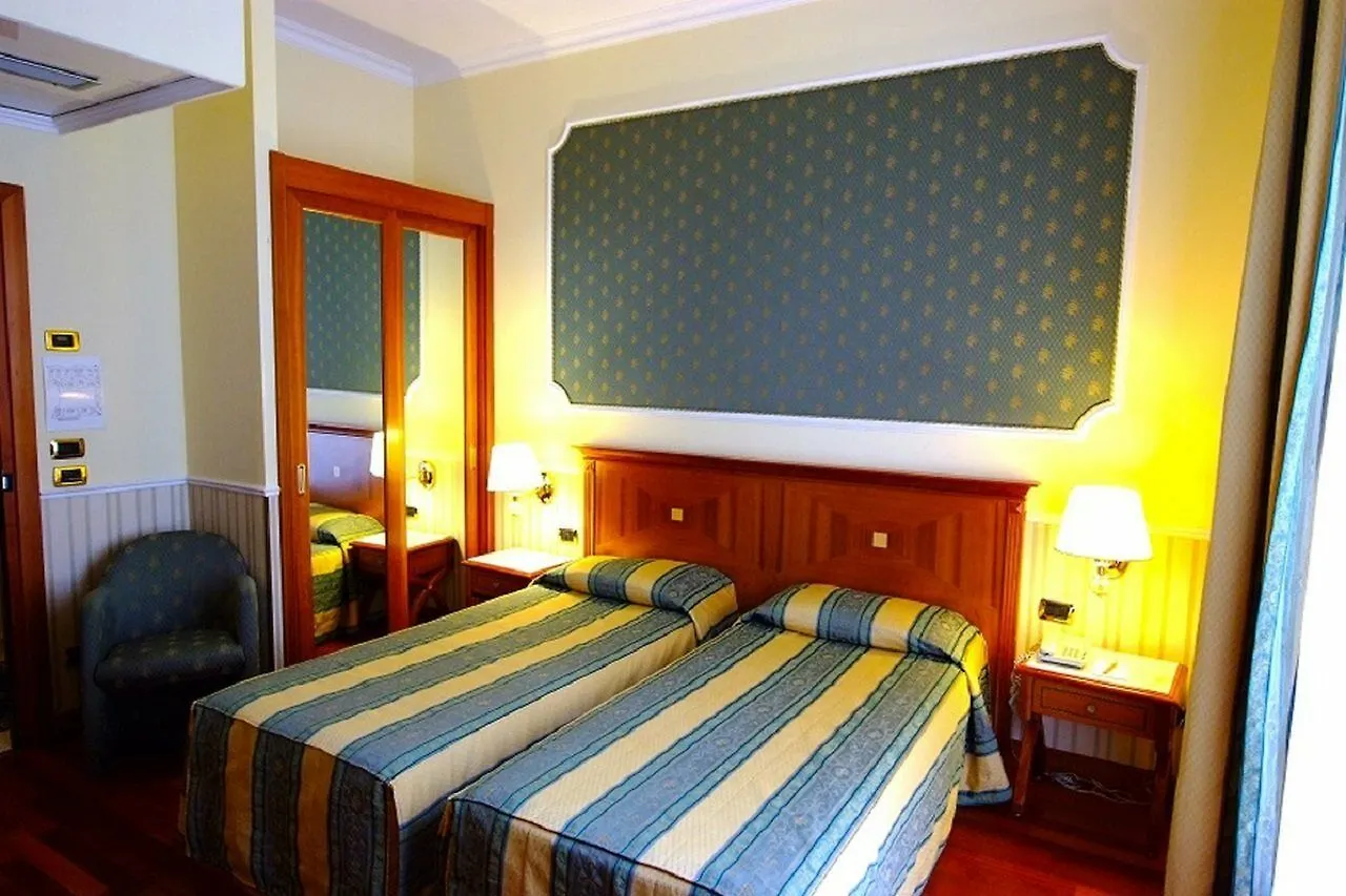 Andreola Central Hotel Milan